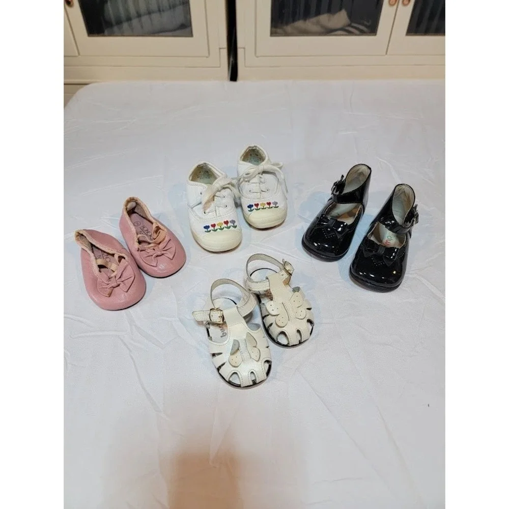 VTG - Four (4) pairs of 1990's Baby Girl Shoes